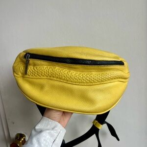 Yellow Genuine Leather Crossbody Bag Vlieger & Vandam